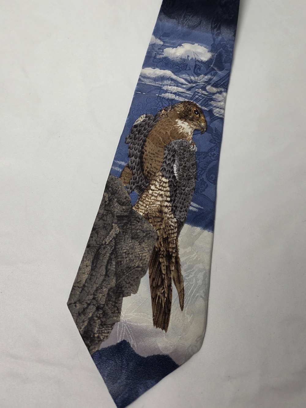 Pre-owned Endagered Species Peregrine Falcon Blue Silk Tie